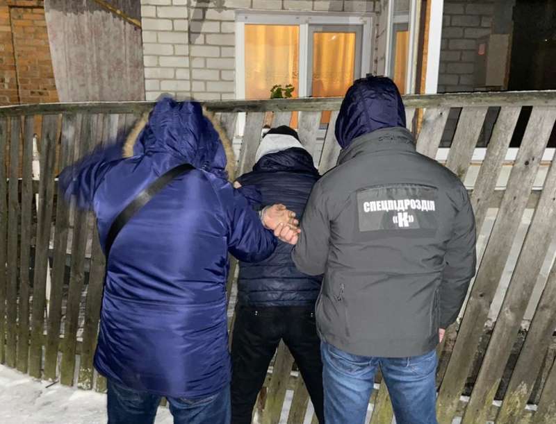 Солдата-десантника задержали за распространение наркотиков qhxiqdiddhihhkmp